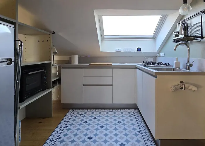 Casa Brianza, Con Vista Turín